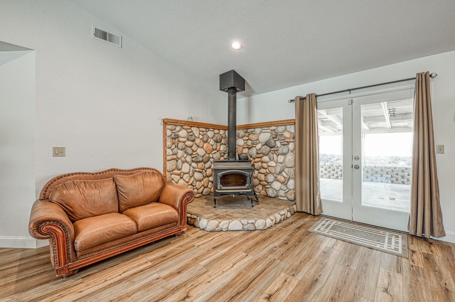 44585 Spring Hill Rd, Coarsegold, CA 93614