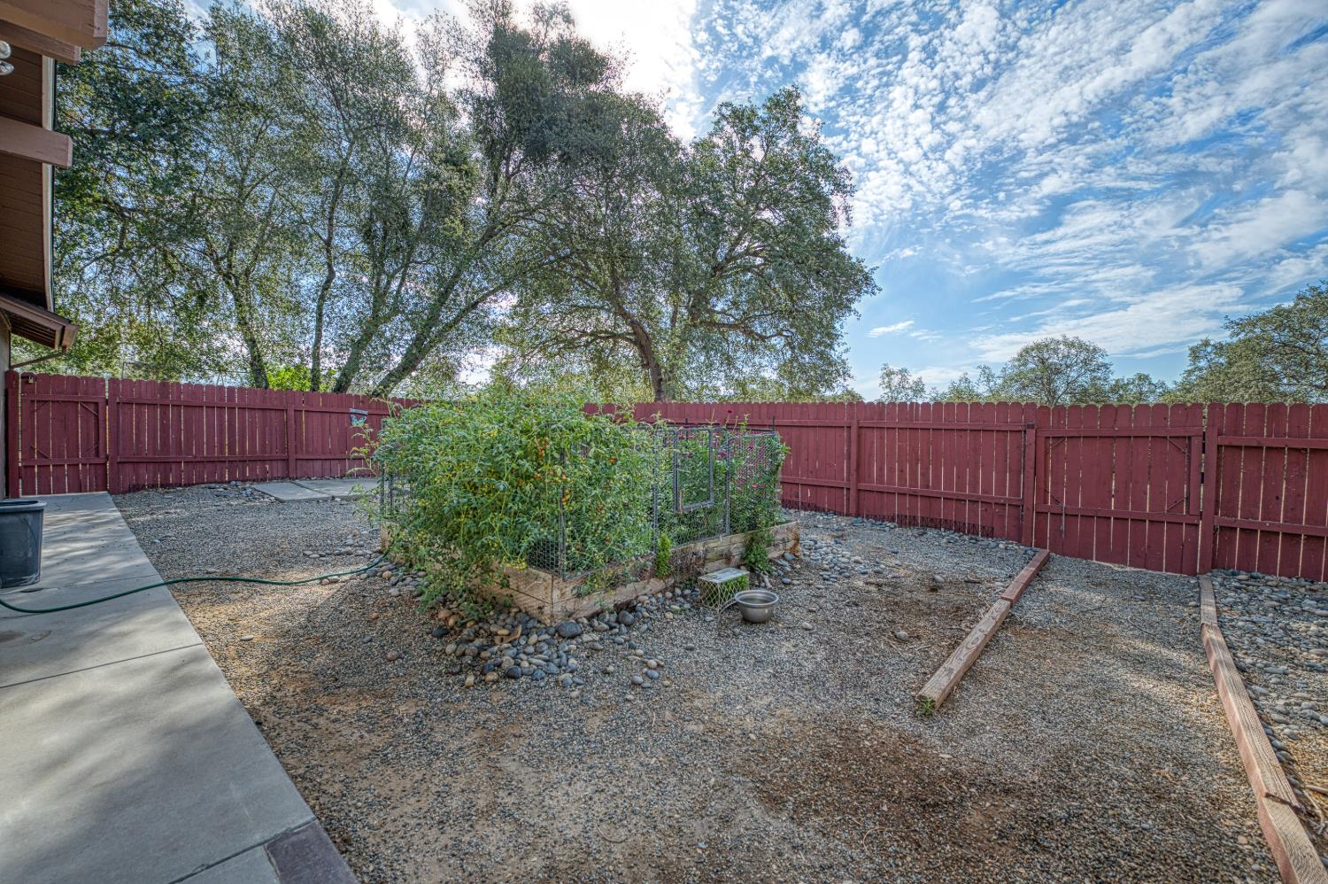 44585 Spring Hill Rd, Coarsegold, CA 93614