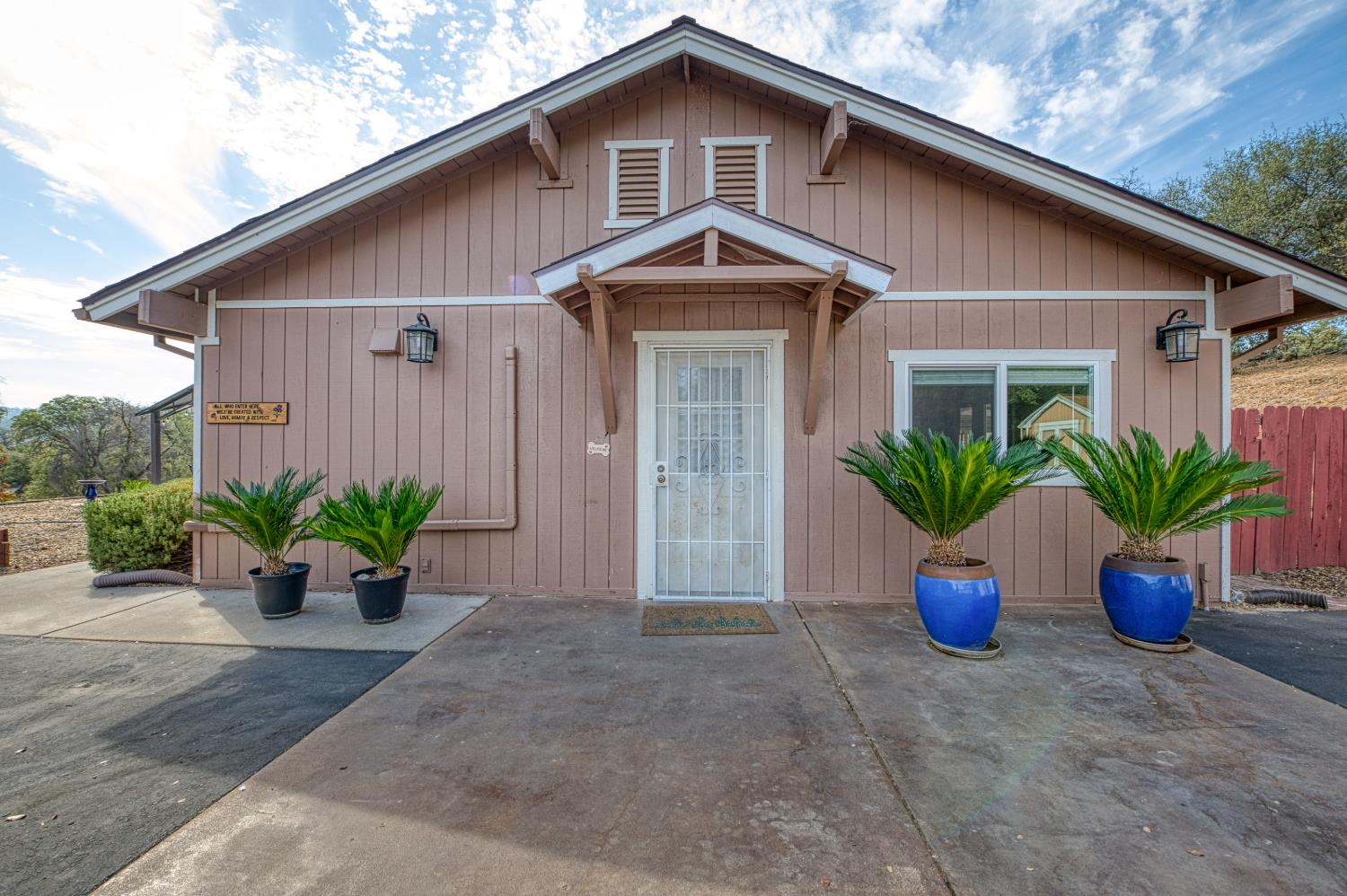 44585 Spring Hill Rd, Coarsegold, CA 93614
