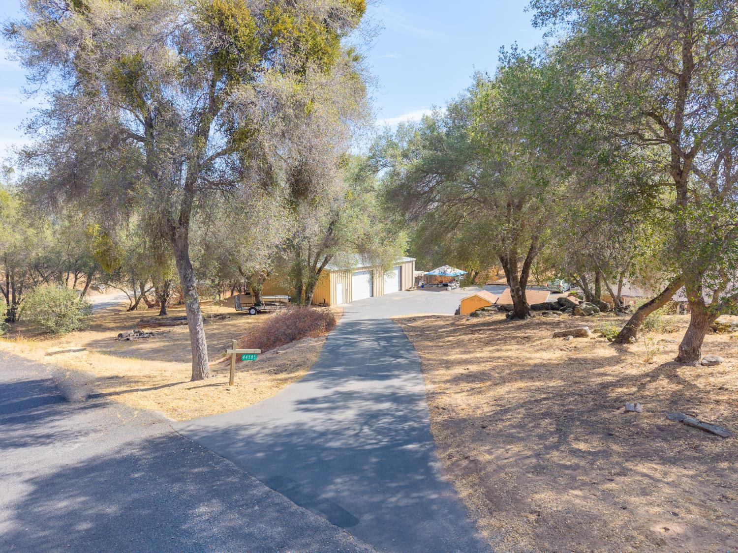44585 Spring Hill Rd, Coarsegold, CA 93614
