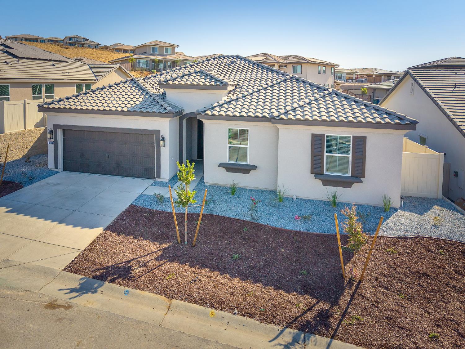 8165 Cottonwood Dr, Friant, CA 93626