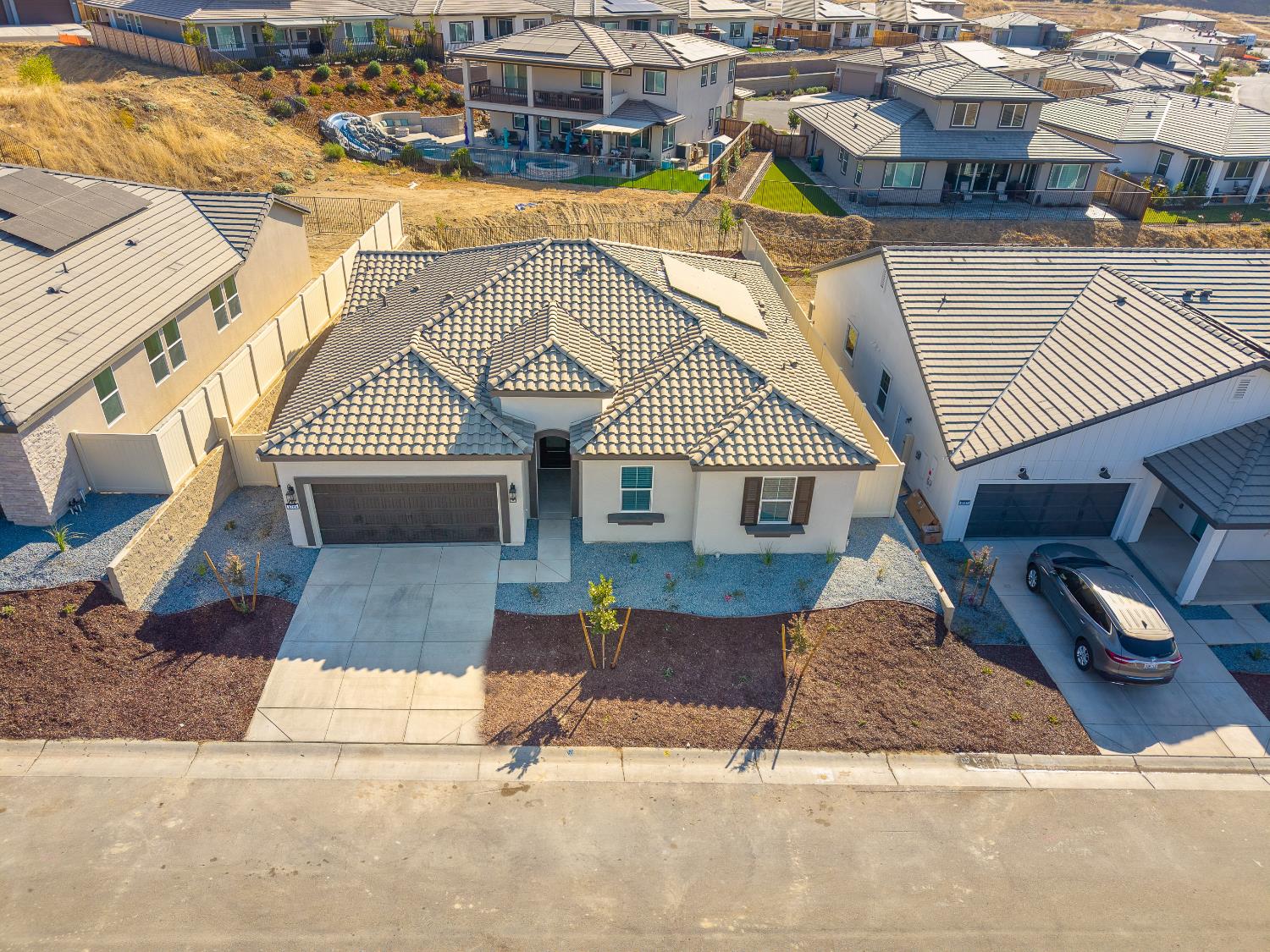 8165 Cottonwood Dr, Friant, CA 93626