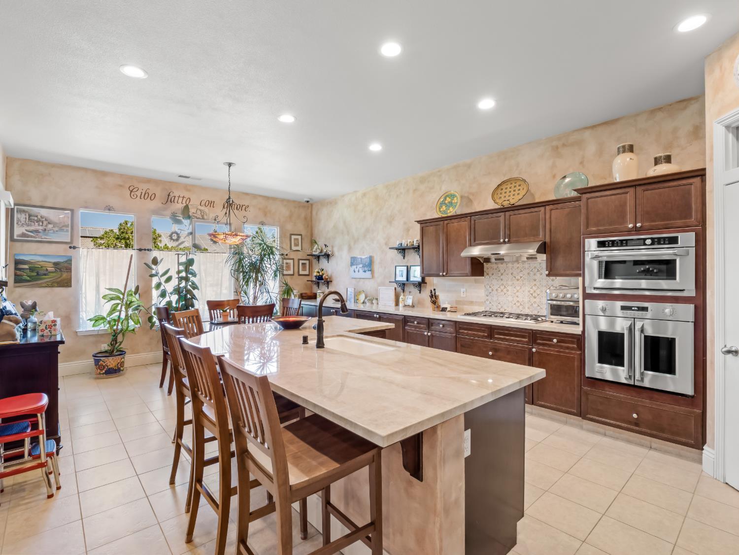 7138 W Browning Ave, Fresno, CA 93723