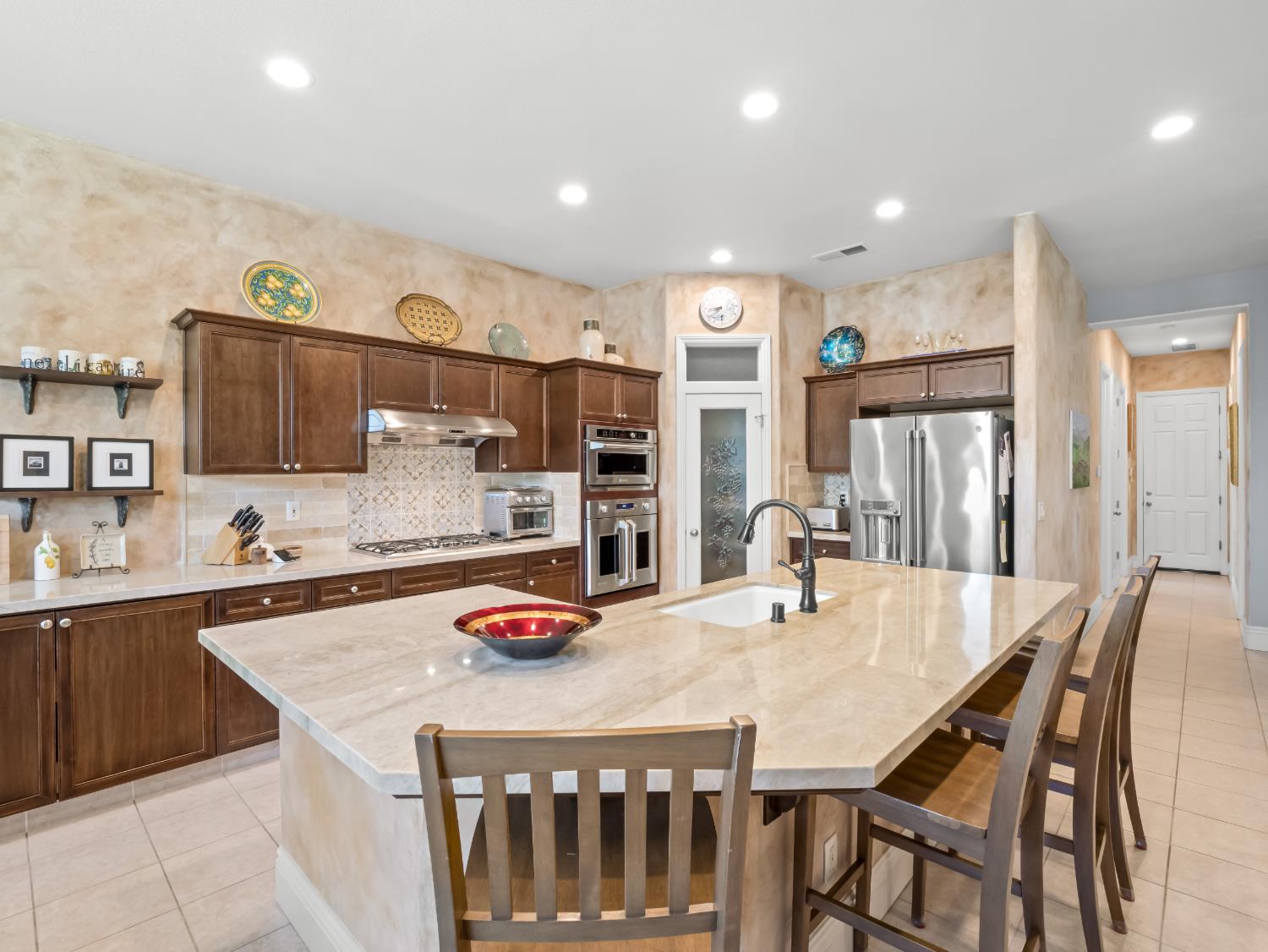 7138 W Browning Ave, Fresno, CA 93723