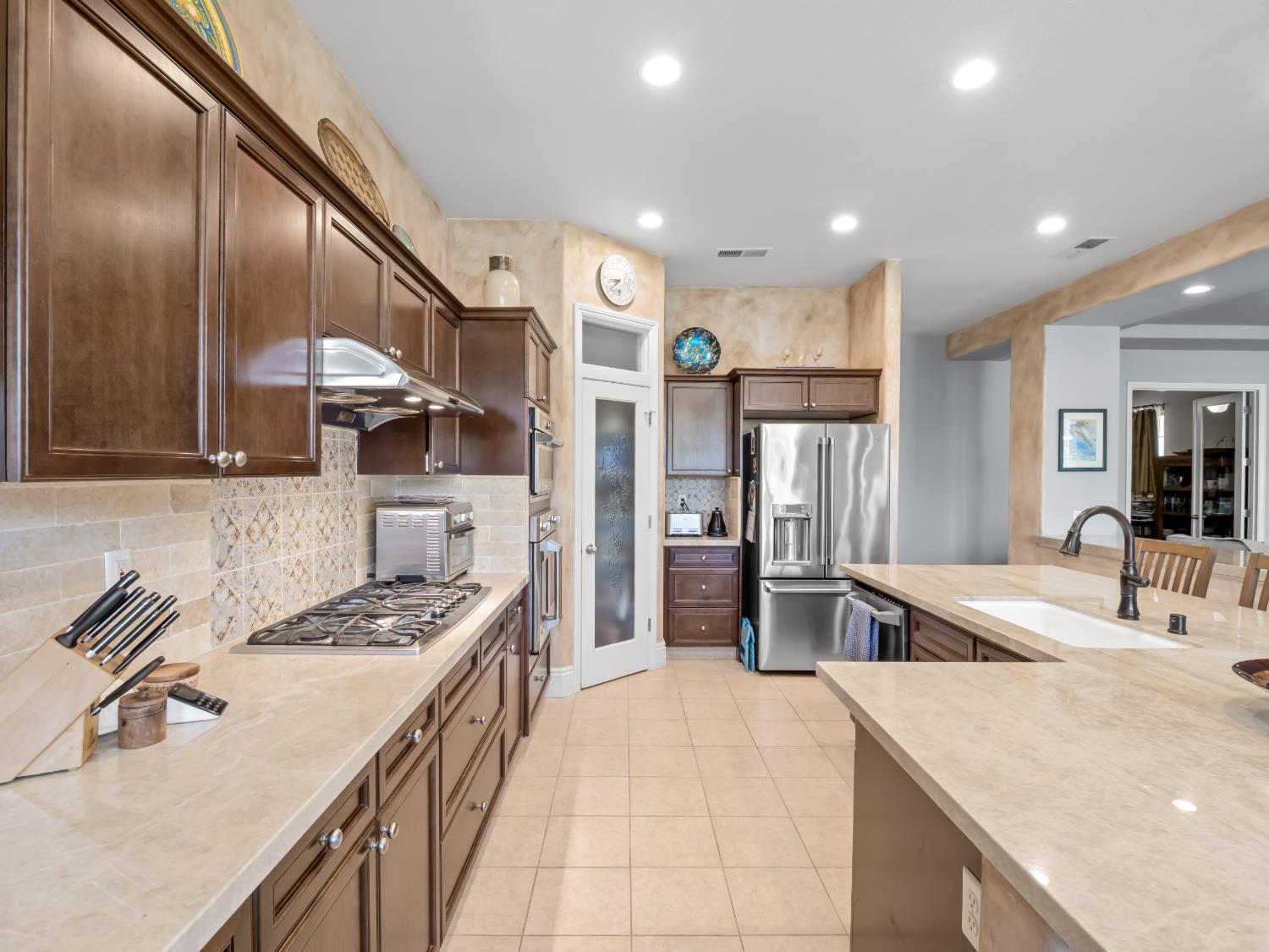 7138 W Browning Ave, Fresno, CA 93723