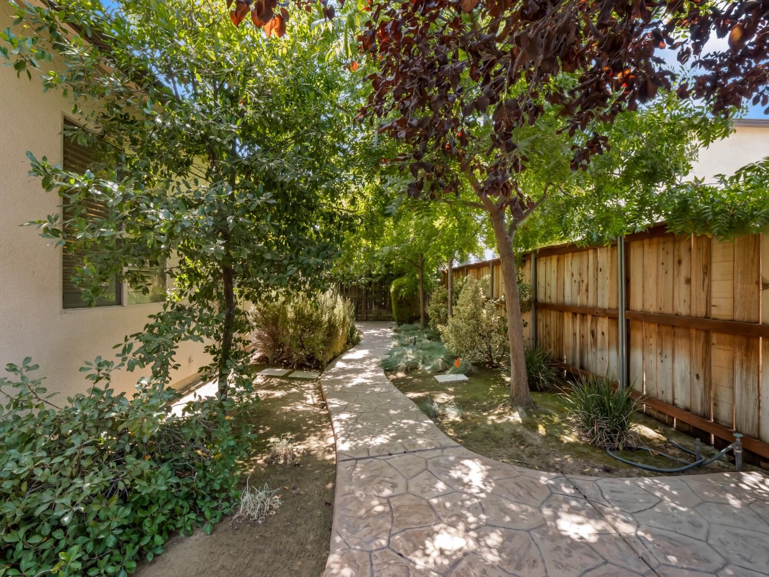 7138 W Browning Ave, Fresno, CA 93723