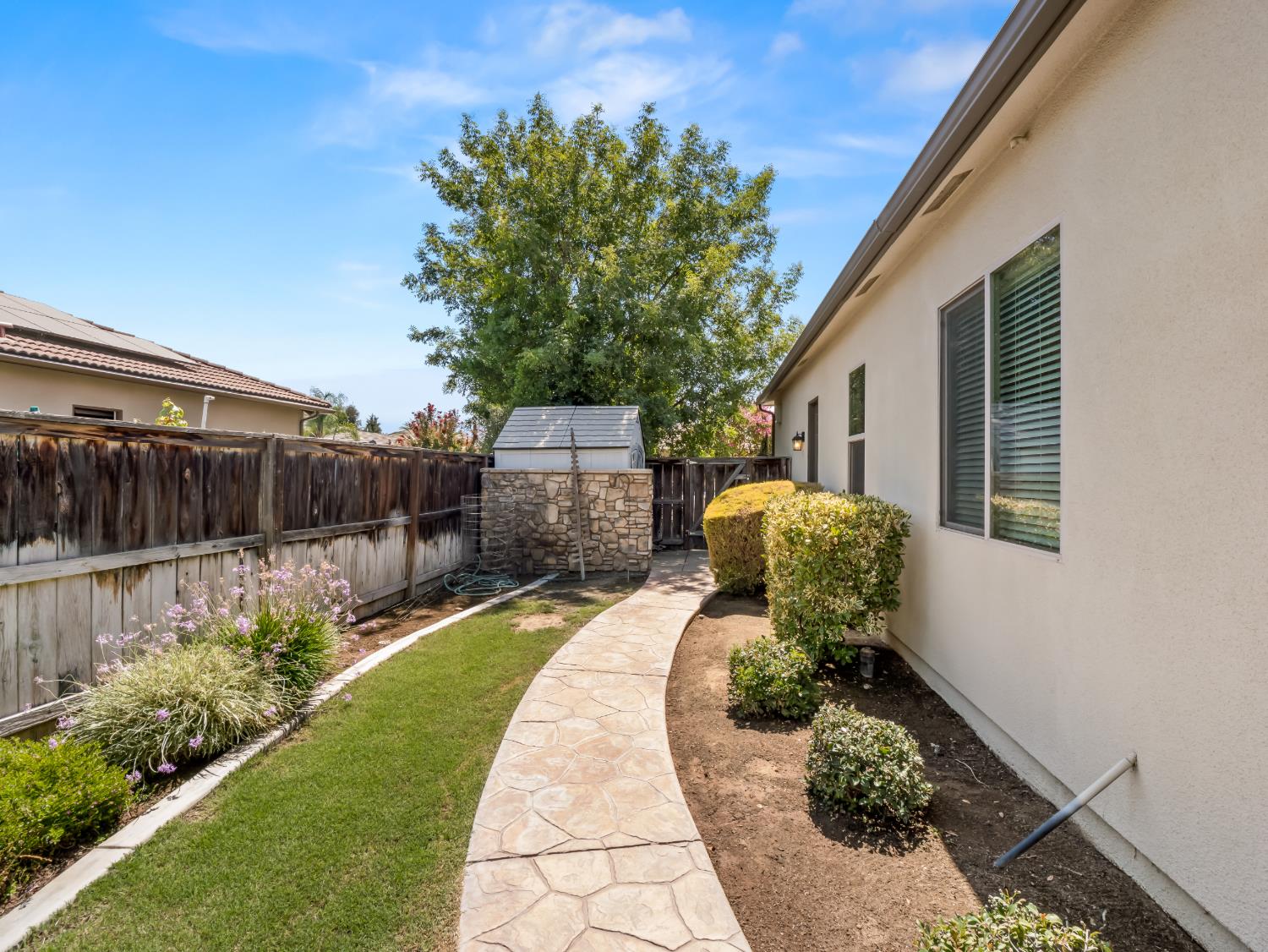 7138 W Browning Ave, Fresno, CA 93723