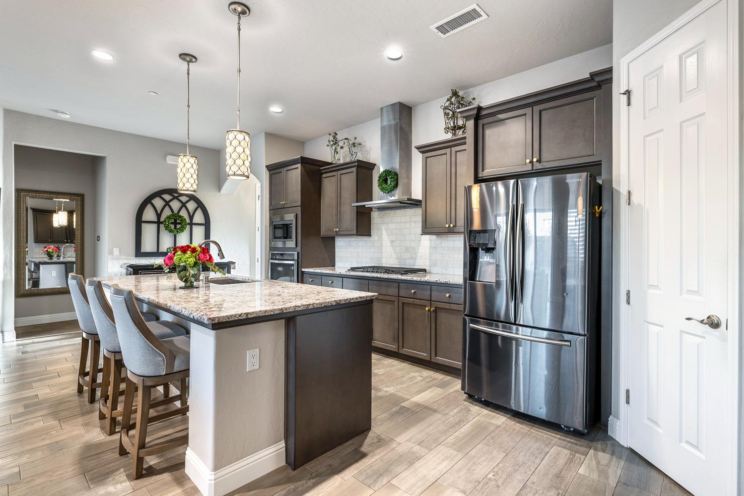 1787 N Megan Ave, Clovis, CA 93619