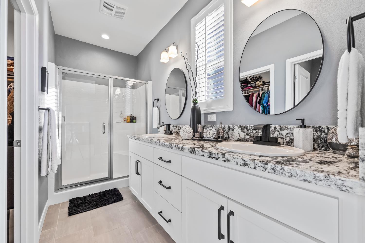 4368 Horizon Dr, Madera, CA 93636