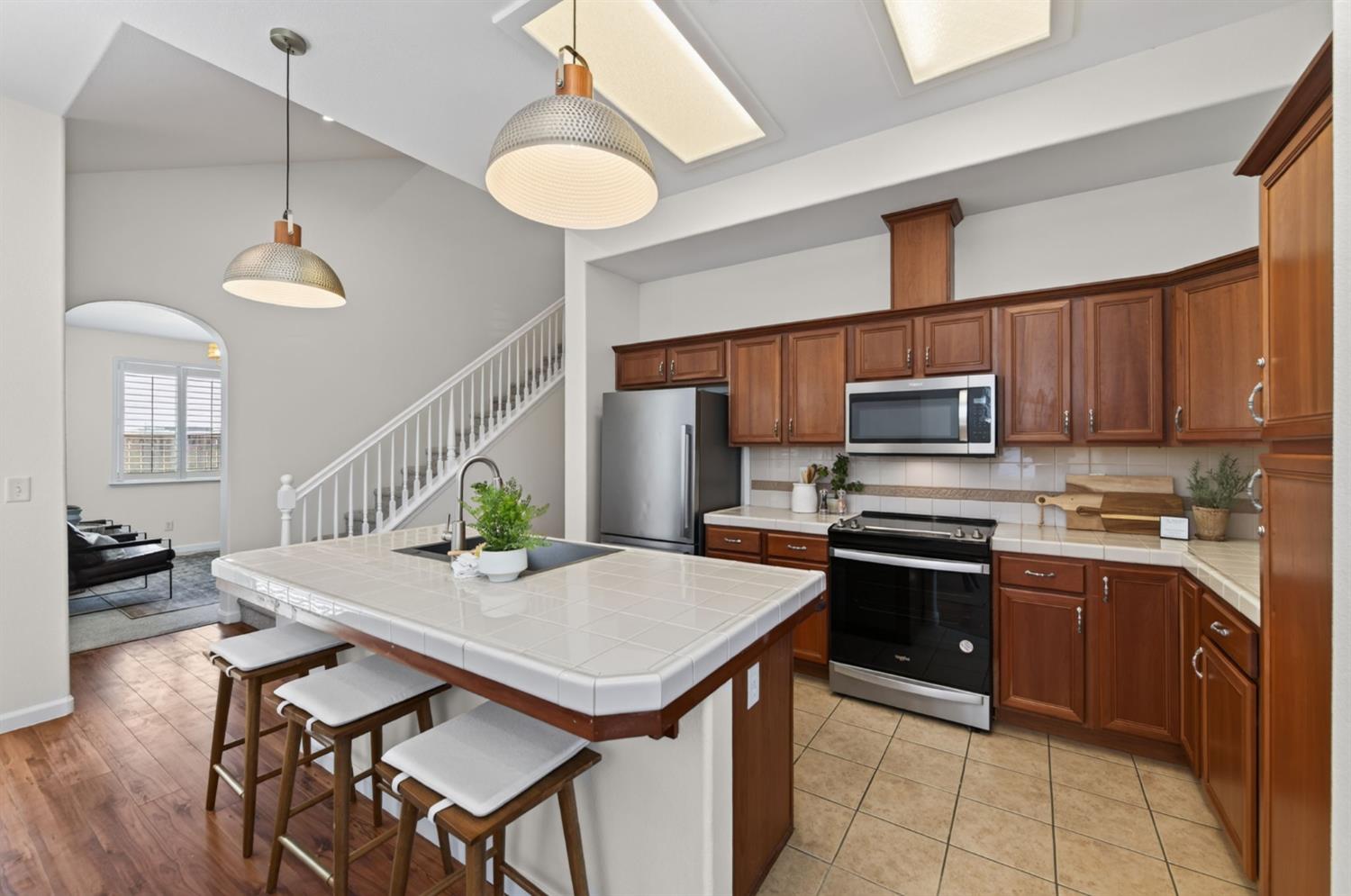 1968 N Tuscany Ln, Clovis, CA 93619