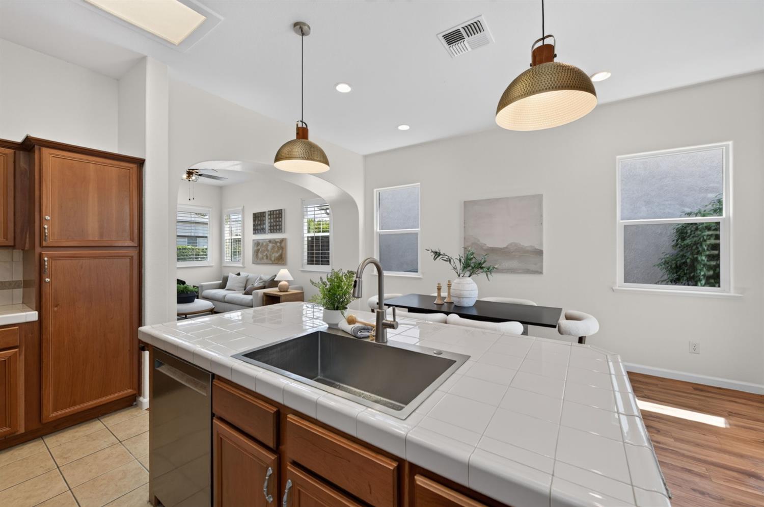 1968 N Tuscany Ln, Clovis, CA 93619