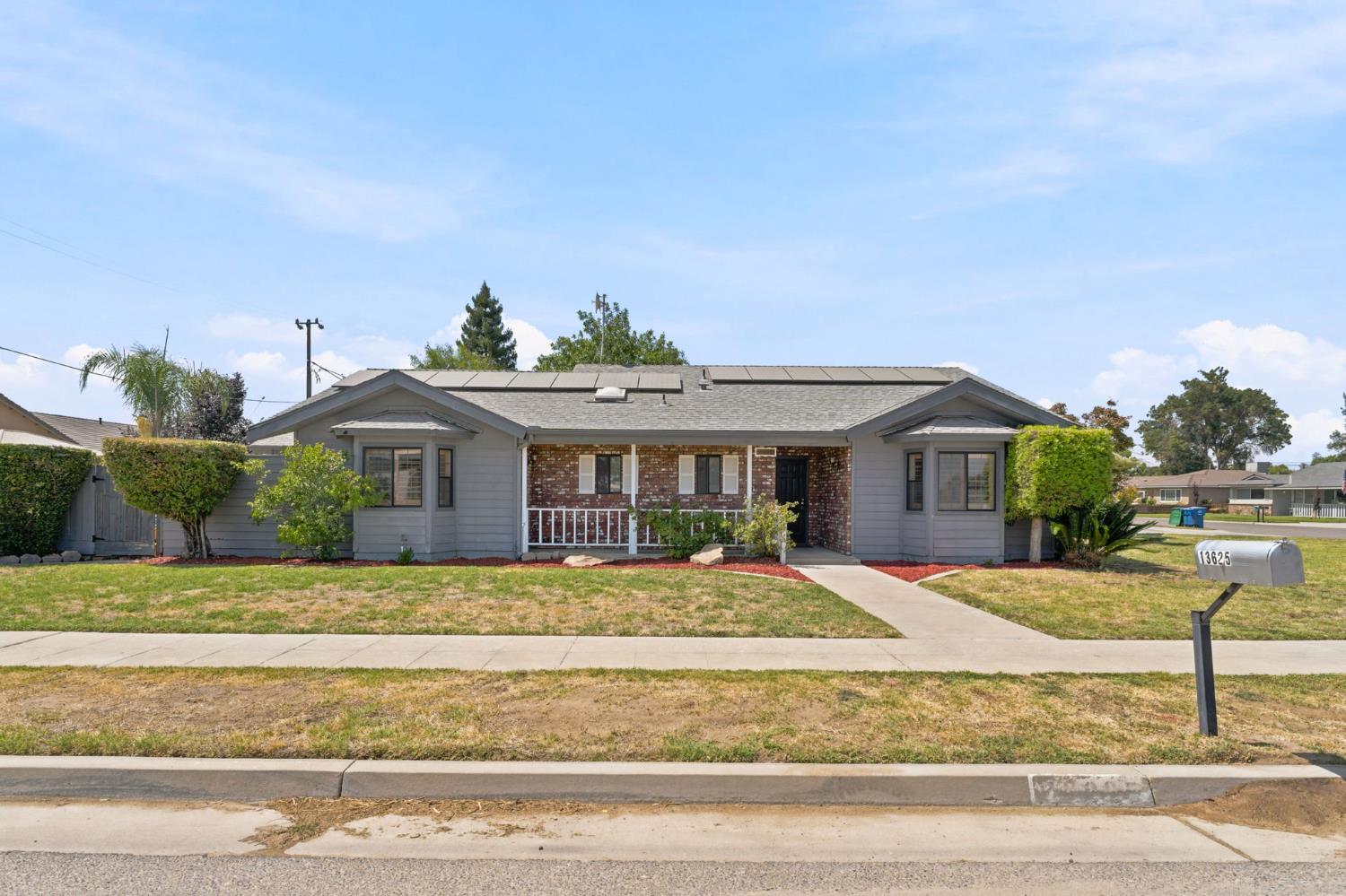 13625 S Kincaid Ave, Caruthers, CA 93609