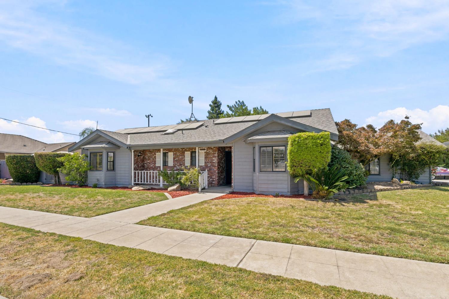 13625 S Kincaid Ave, Caruthers, CA 93609