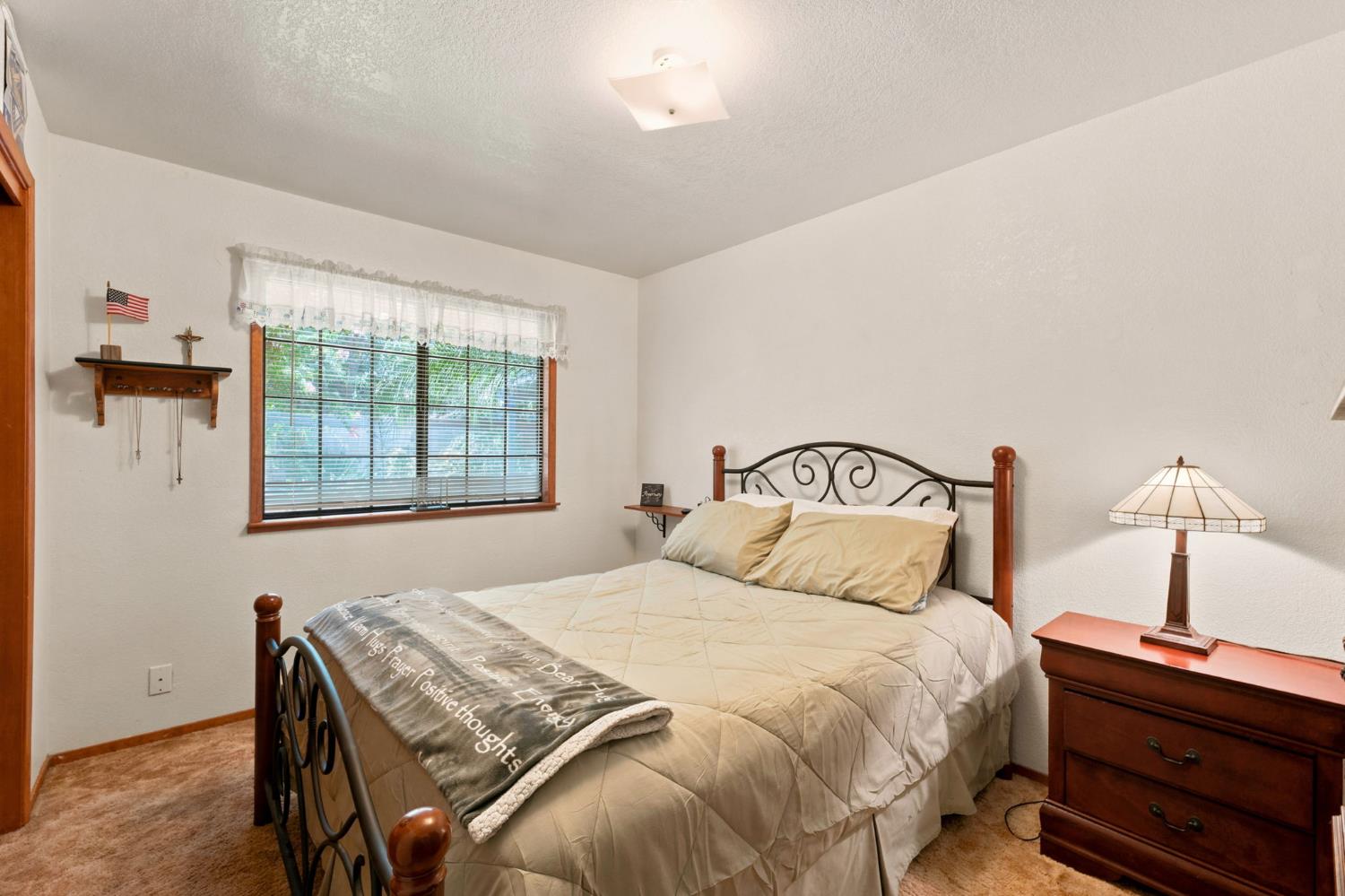 13625 S Kincaid Ave, Caruthers, CA 93609