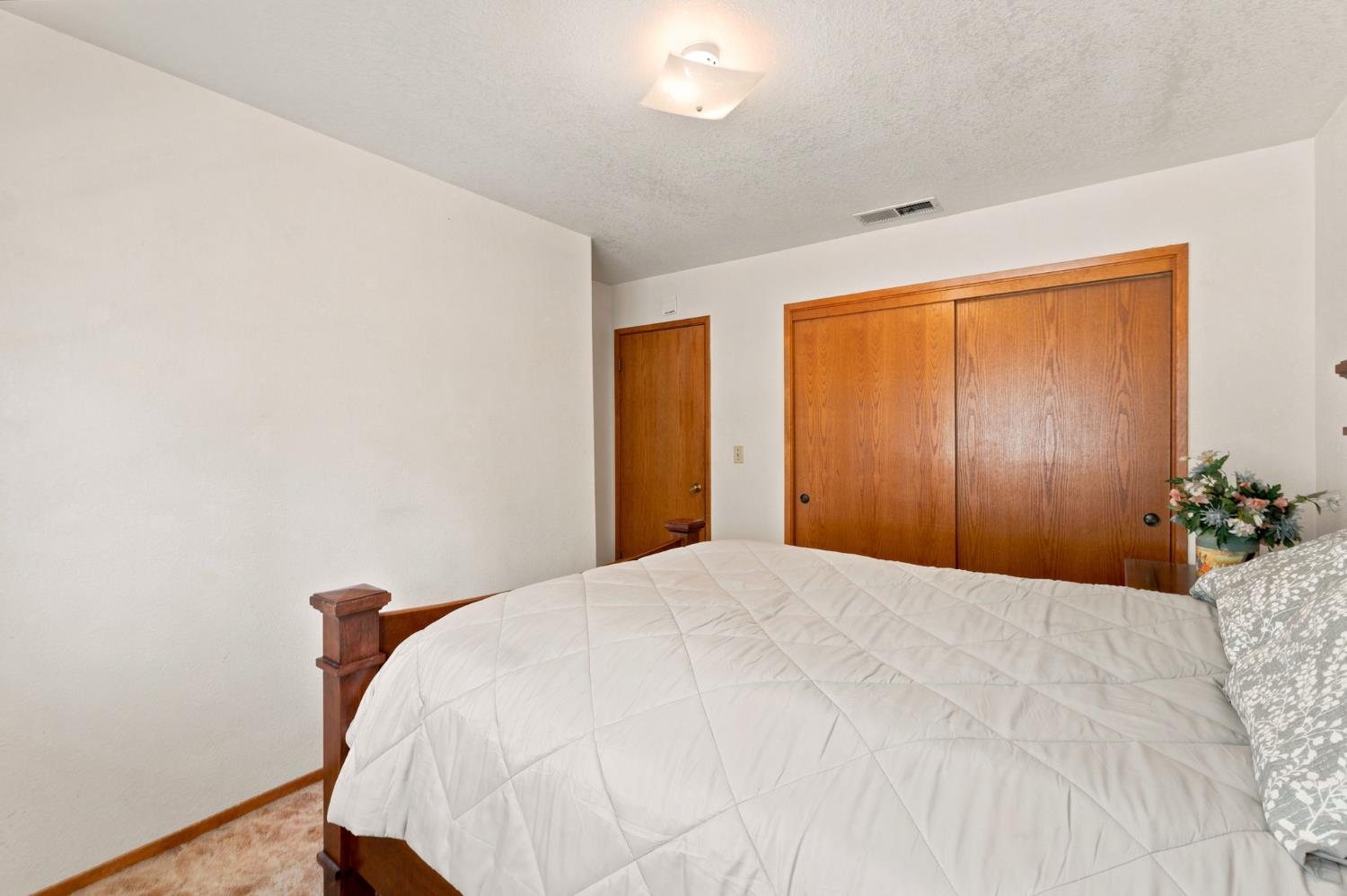 13625 S Kincaid Ave, Caruthers, CA 93609