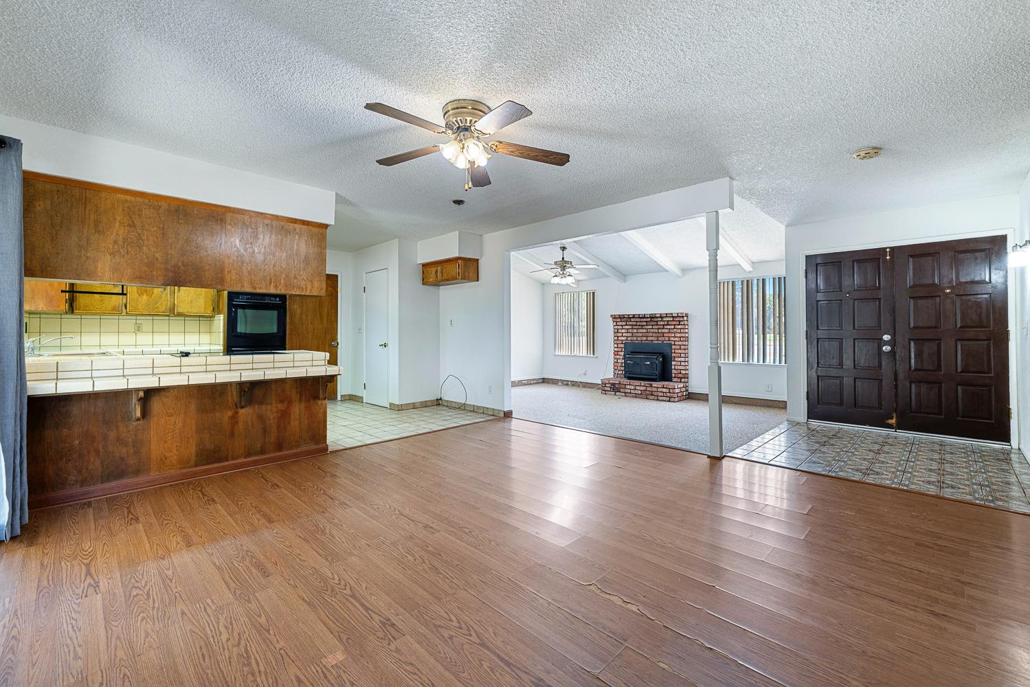 11914 Charlton Rd, Madera, CA 93636