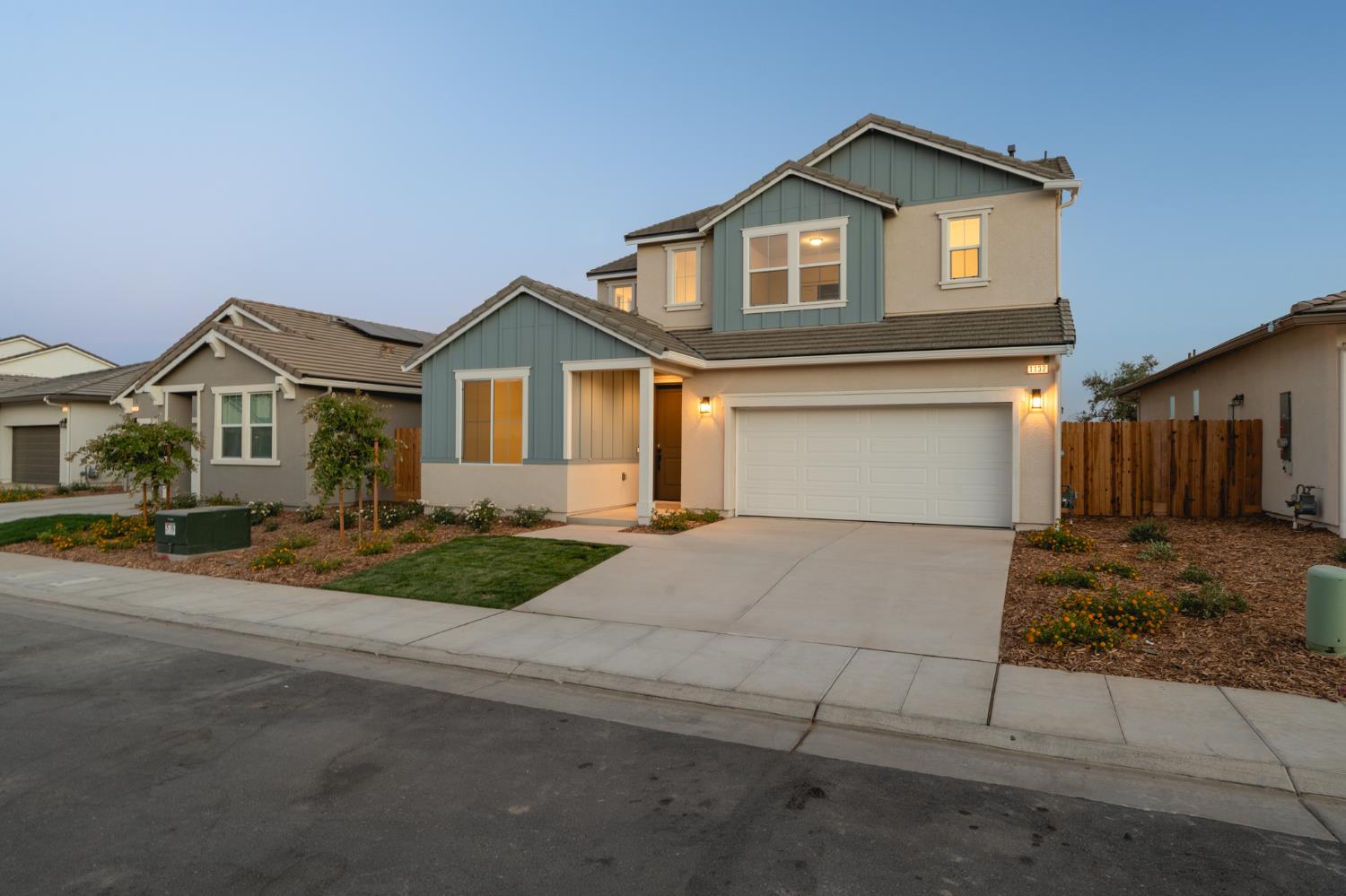 1132 Ponderosa Way W, Madera, CA 93636