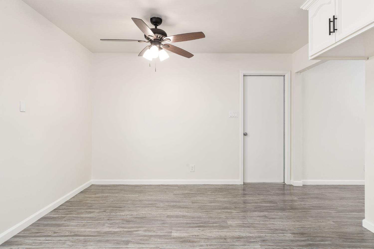3576 N Marks Ave, Fresno, CA 93722