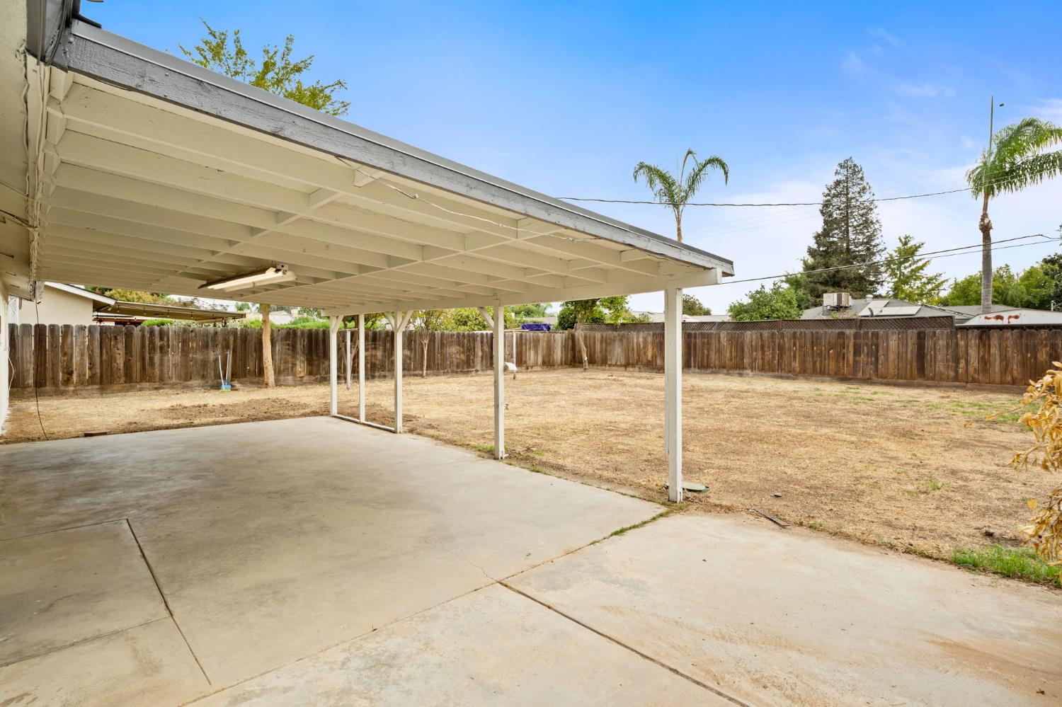 3576 N Marks Ave, Fresno, CA 93722