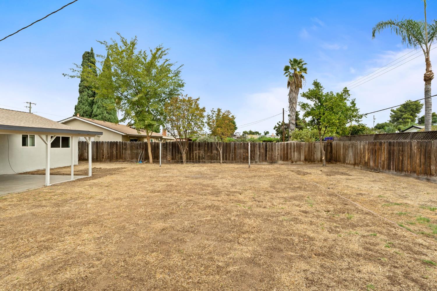 3576 N Marks Ave, Fresno, CA 93722