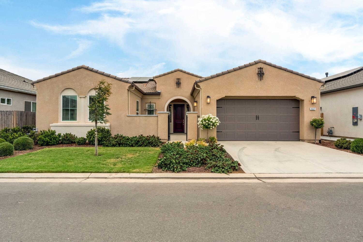 467 Heirloom Ln, Clovis, CA 93619