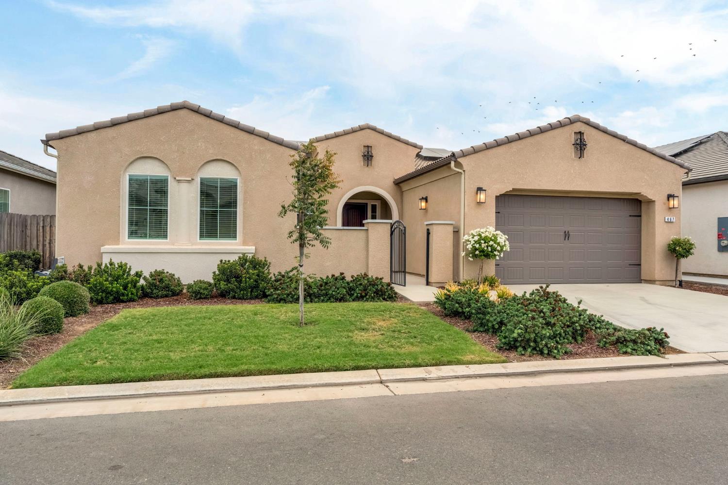 467 Heirloom Ln, Clovis, CA 93619