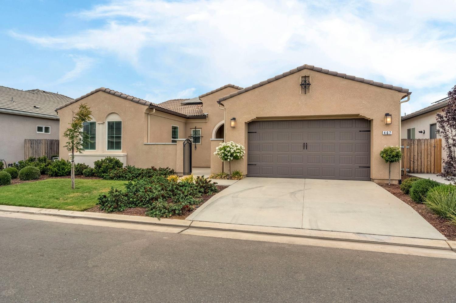 467 Heirloom Ln, Clovis, CA 93619