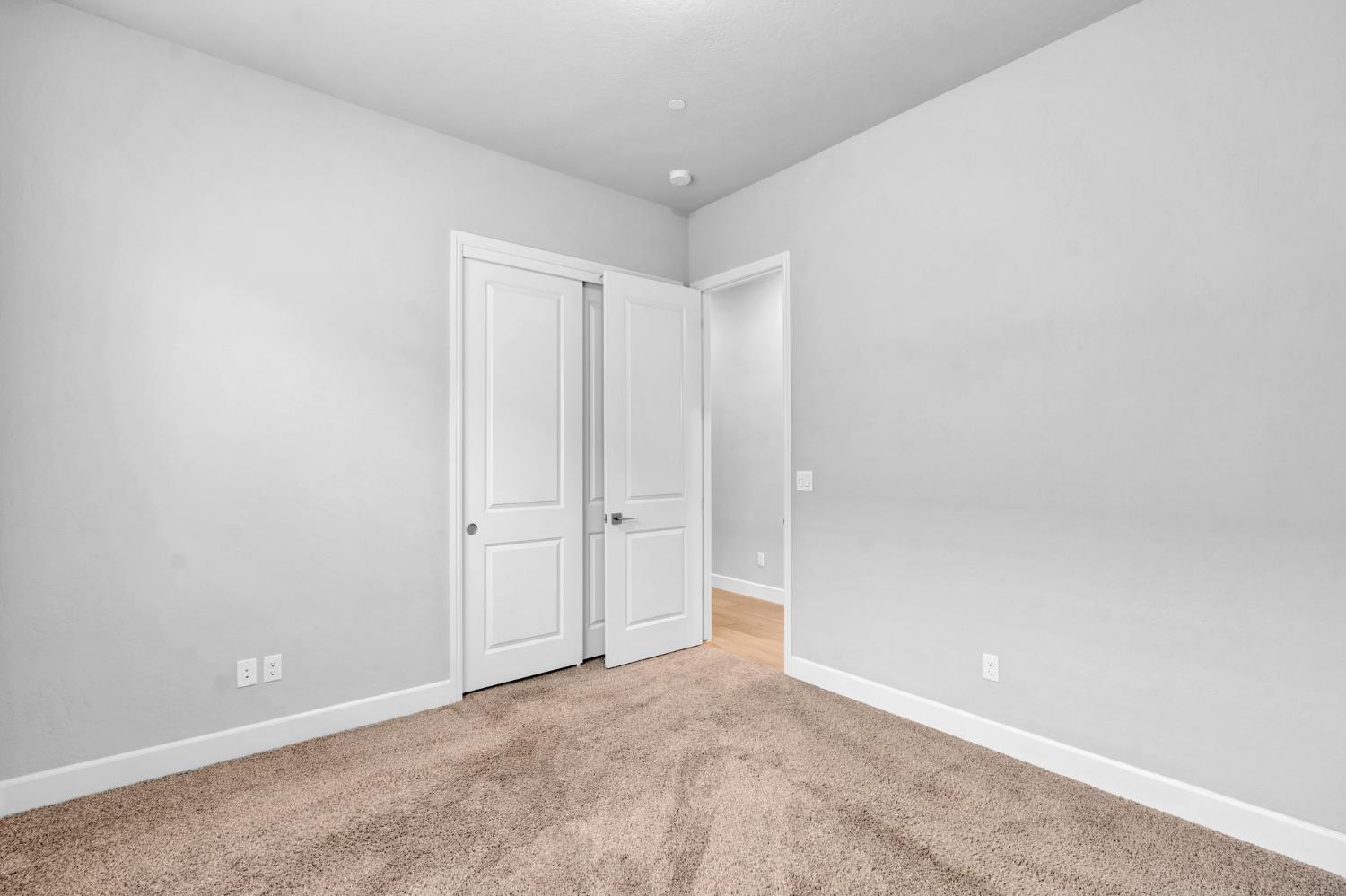 467 Heirloom Ln, Clovis, CA 93619