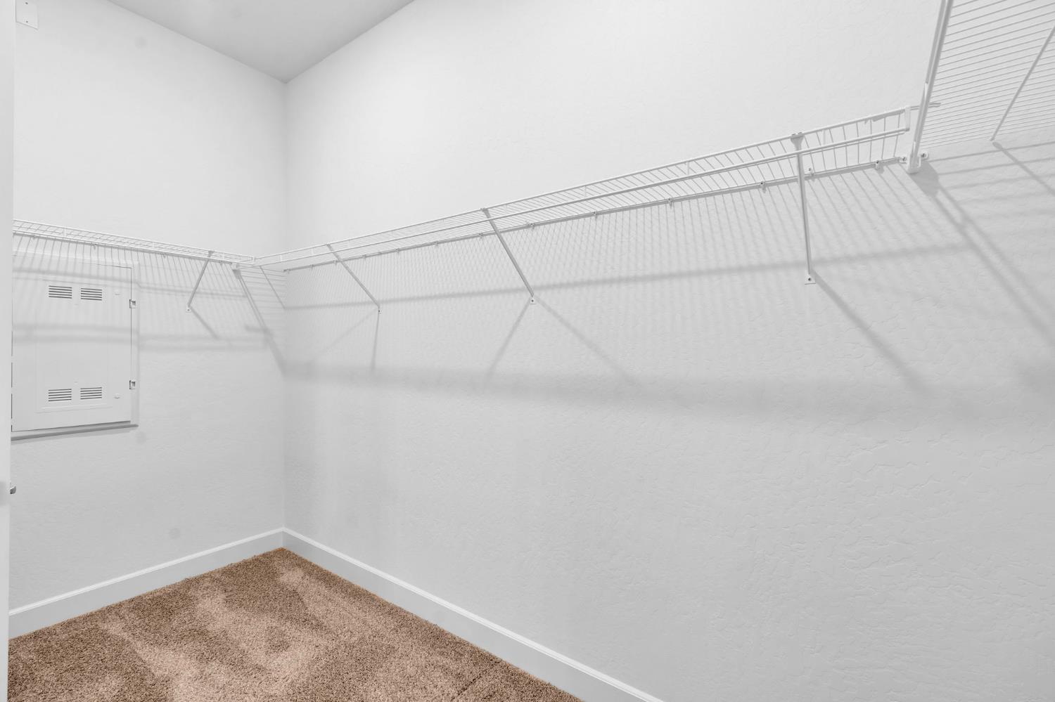 467 Heirloom Ln, Clovis, CA 93619