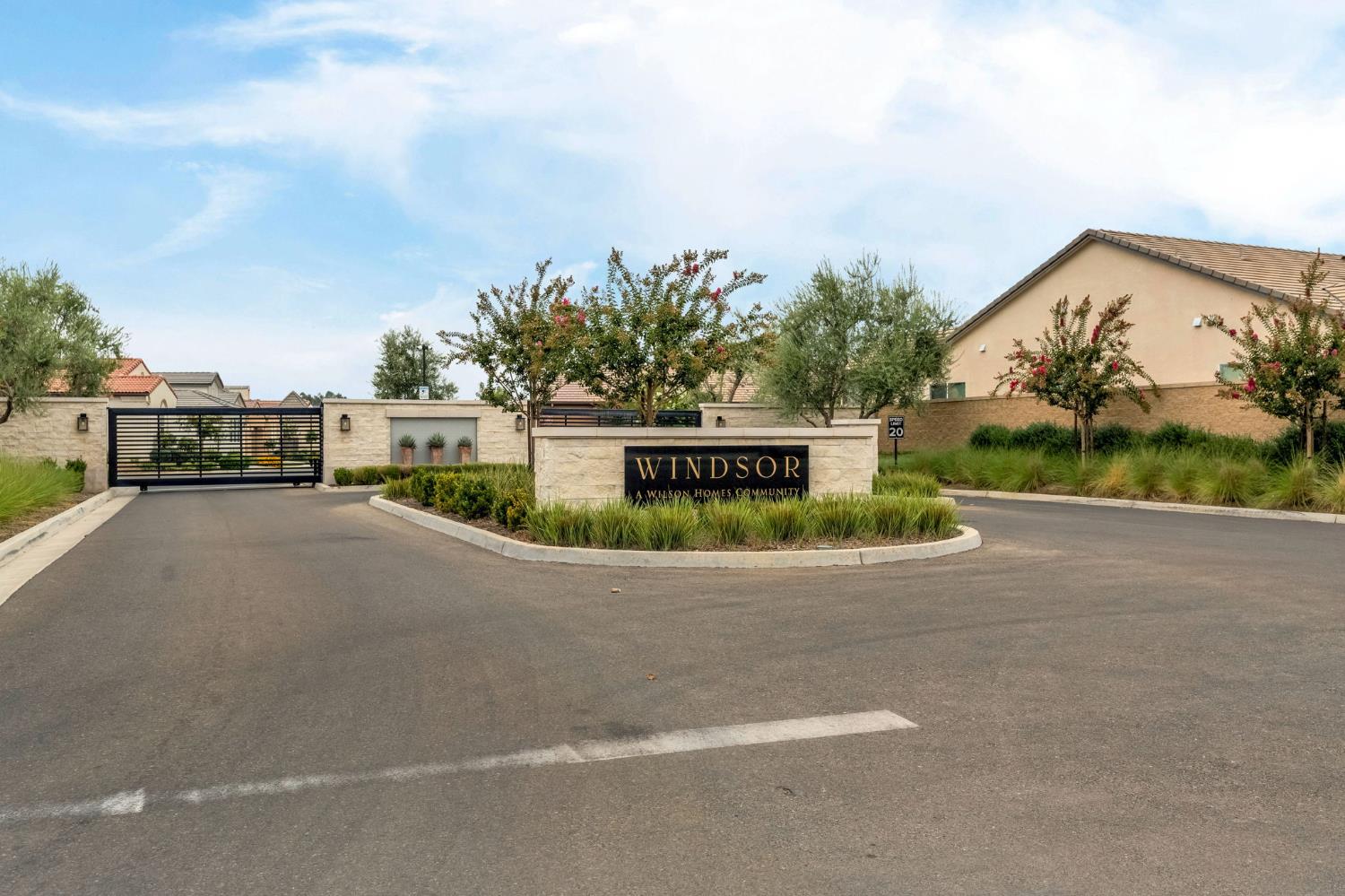 467 Heirloom Ln, Clovis, CA 93619