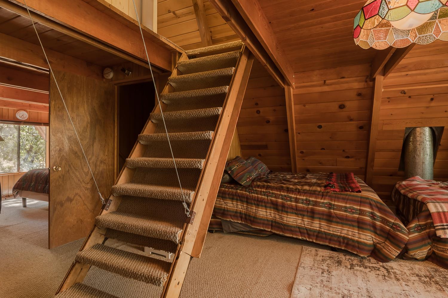 52147 Tiger Lily Ln, Shaver Lake, CA 93664
