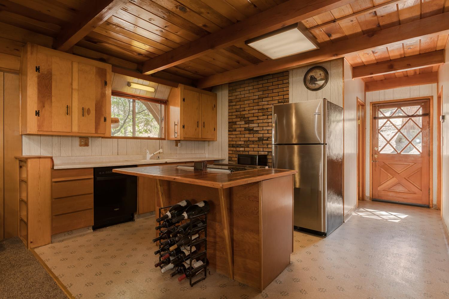 52147 Tiger Lily Ln, Shaver Lake, CA 93664