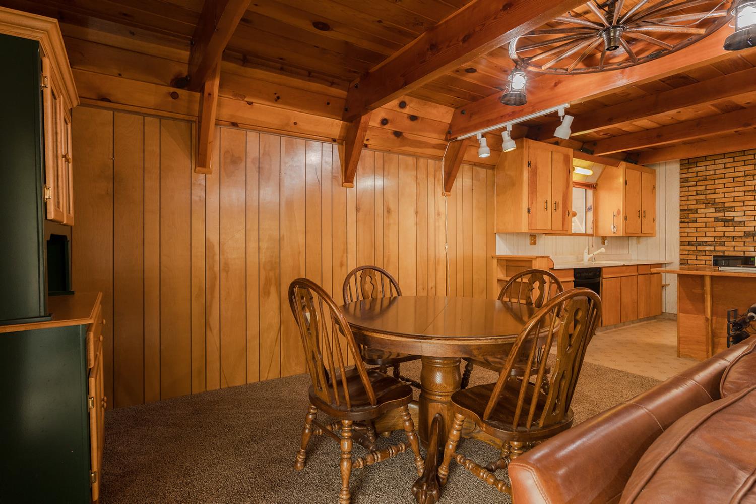 52147 Tiger Lily Ln, Shaver Lake, CA 93664