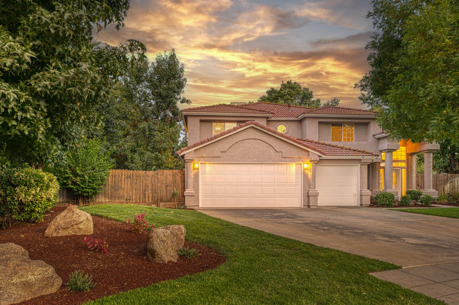 2889 McKelvy Ave, Clovis, CA 93611