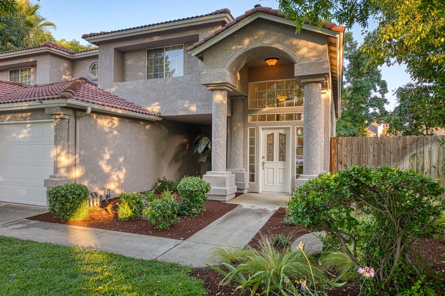2889 McKelvy Ave, Clovis, CA 93611