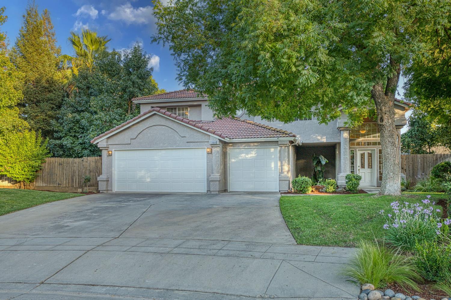2889 McKelvy Ave, Clovis, CA 93611