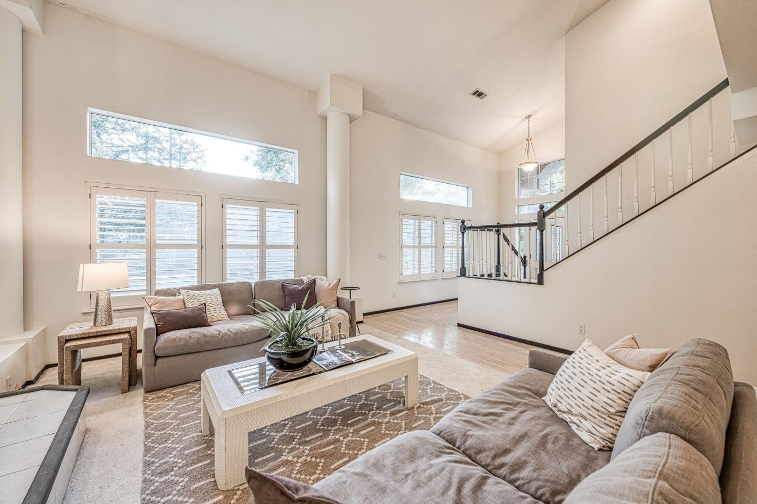 2889 McKelvy Ave, Clovis, CA 93611