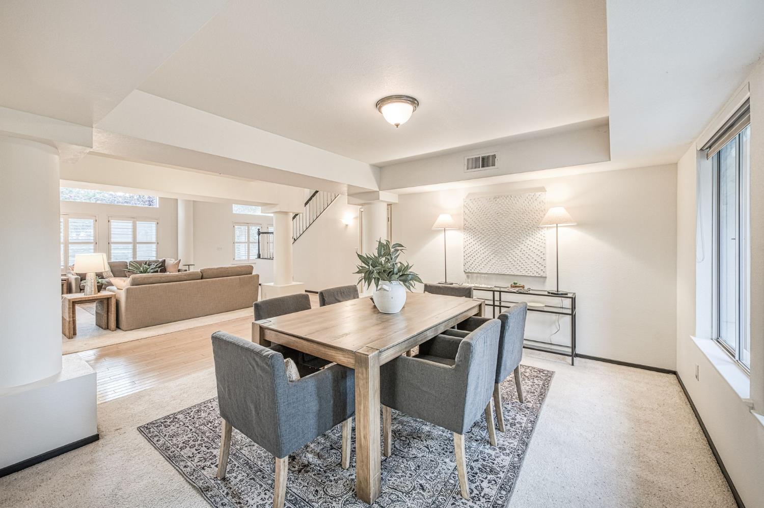 2889 McKelvy Ave, Clovis, CA 93611