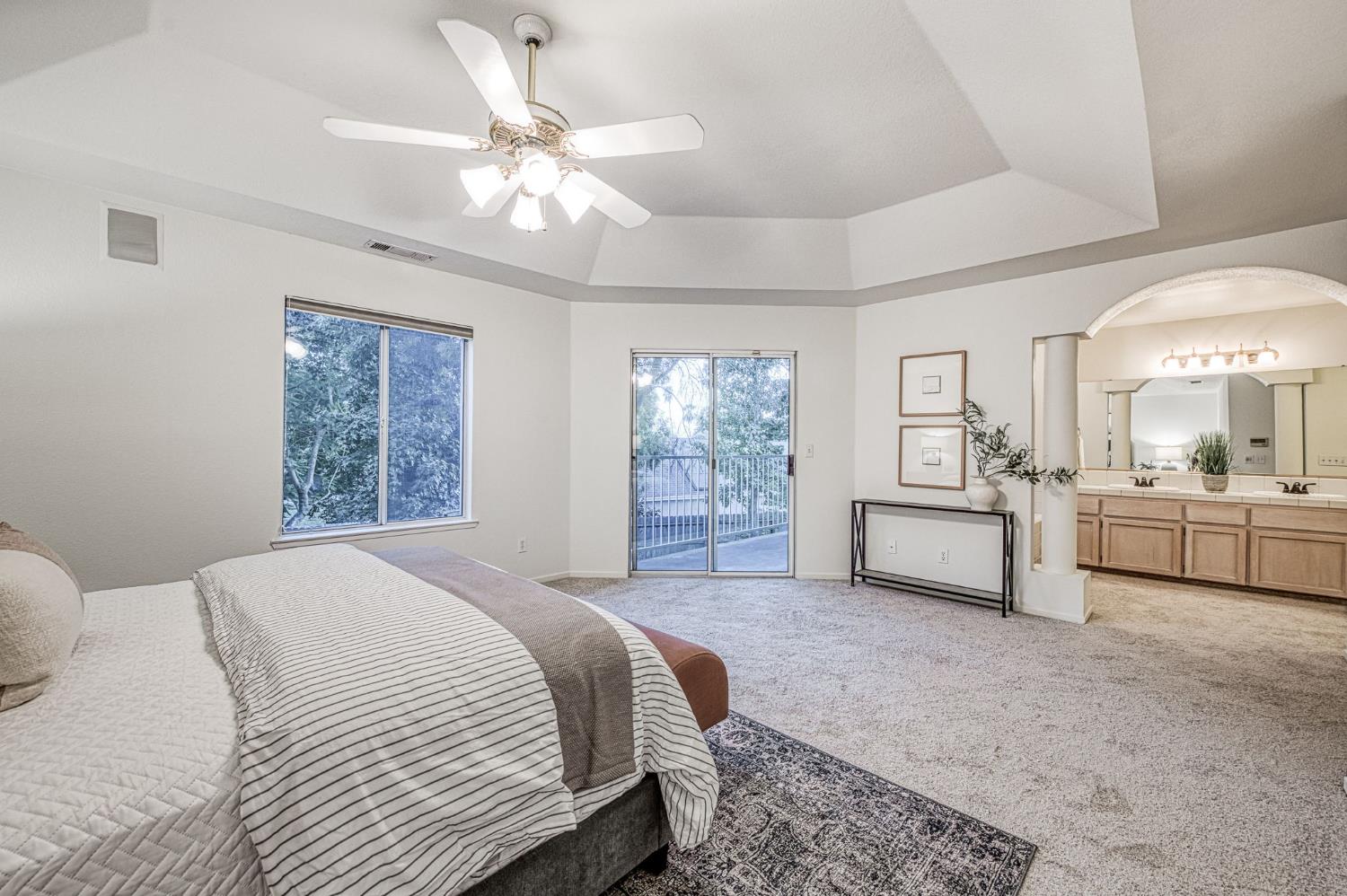 2889 McKelvy Ave, Clovis, CA 93611