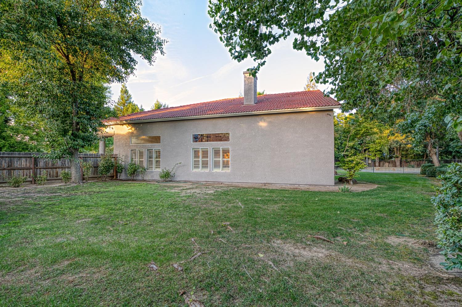 2889 McKelvy Ave, Clovis, CA 93611