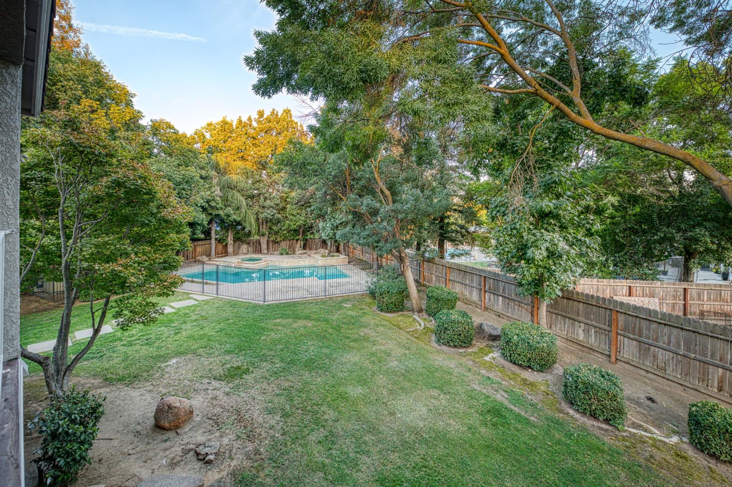 2889 McKelvy Ave, Clovis, CA 93611
