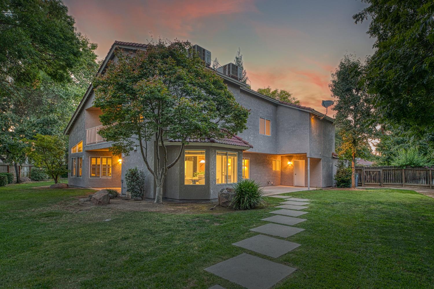 2889 McKelvy Ave, Clovis, CA 93611