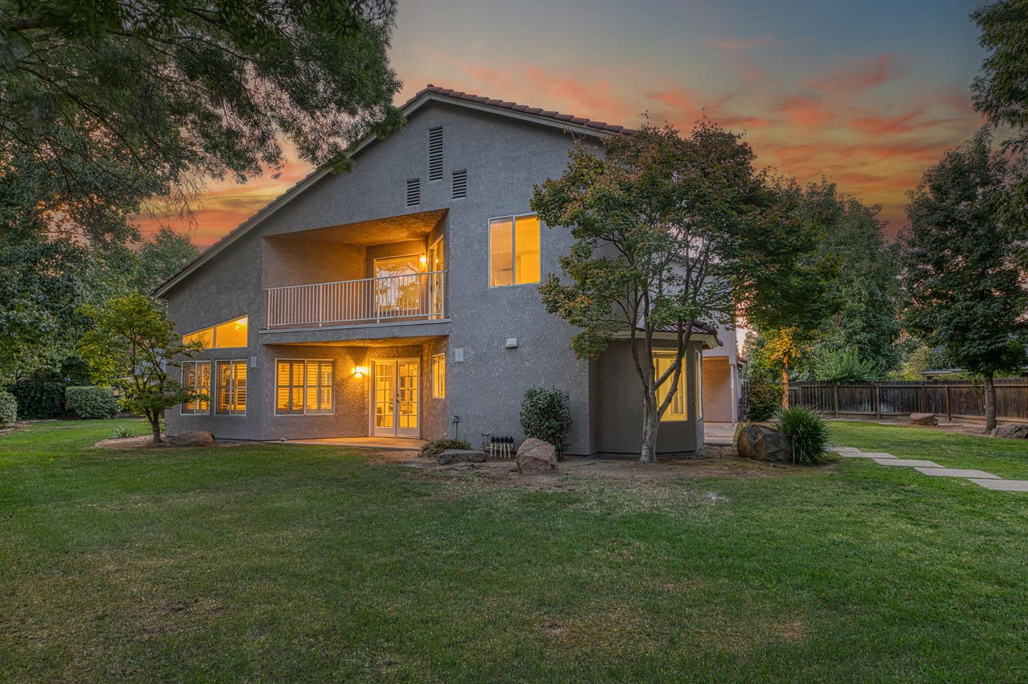 2889 McKelvy Ave, Clovis, CA 93611