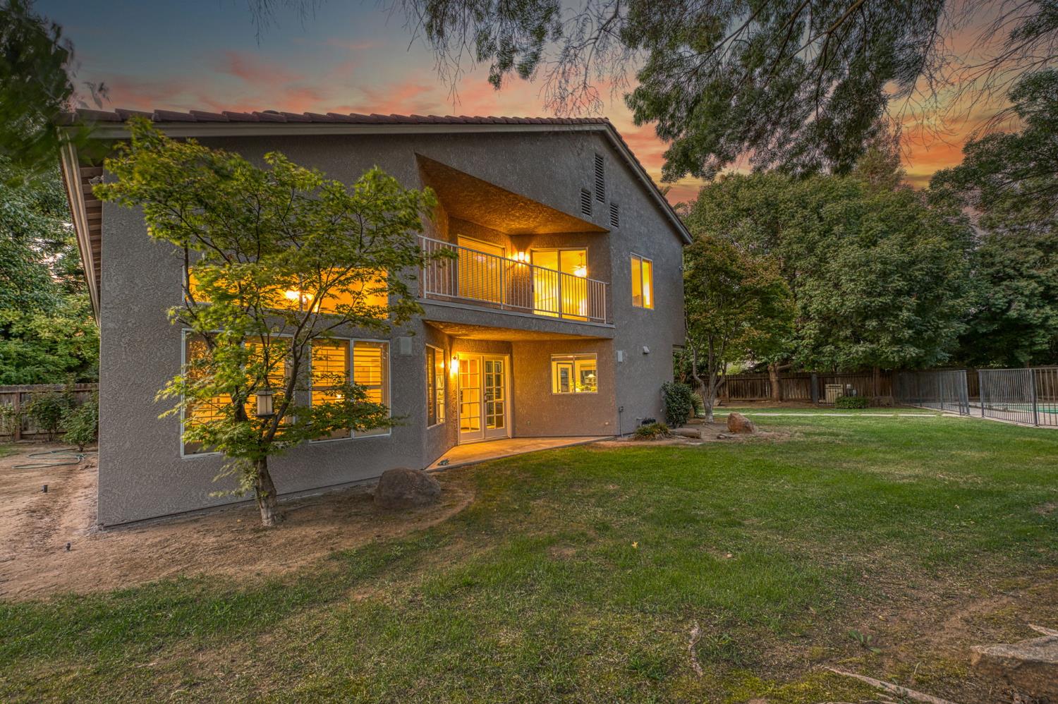 2889 McKelvy Ave, Clovis, CA 93611