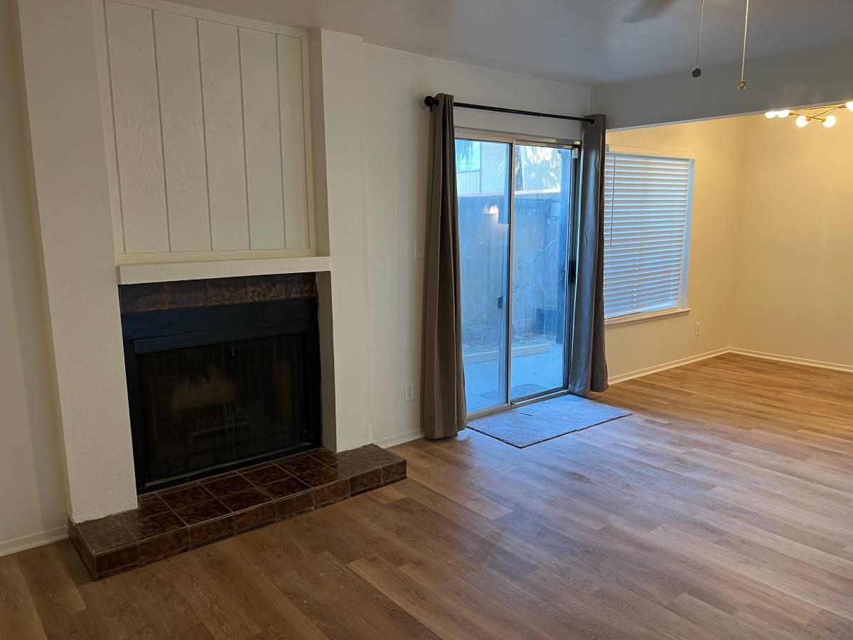 1550 W Ashlan Ave #133, Fresno, CA 93705