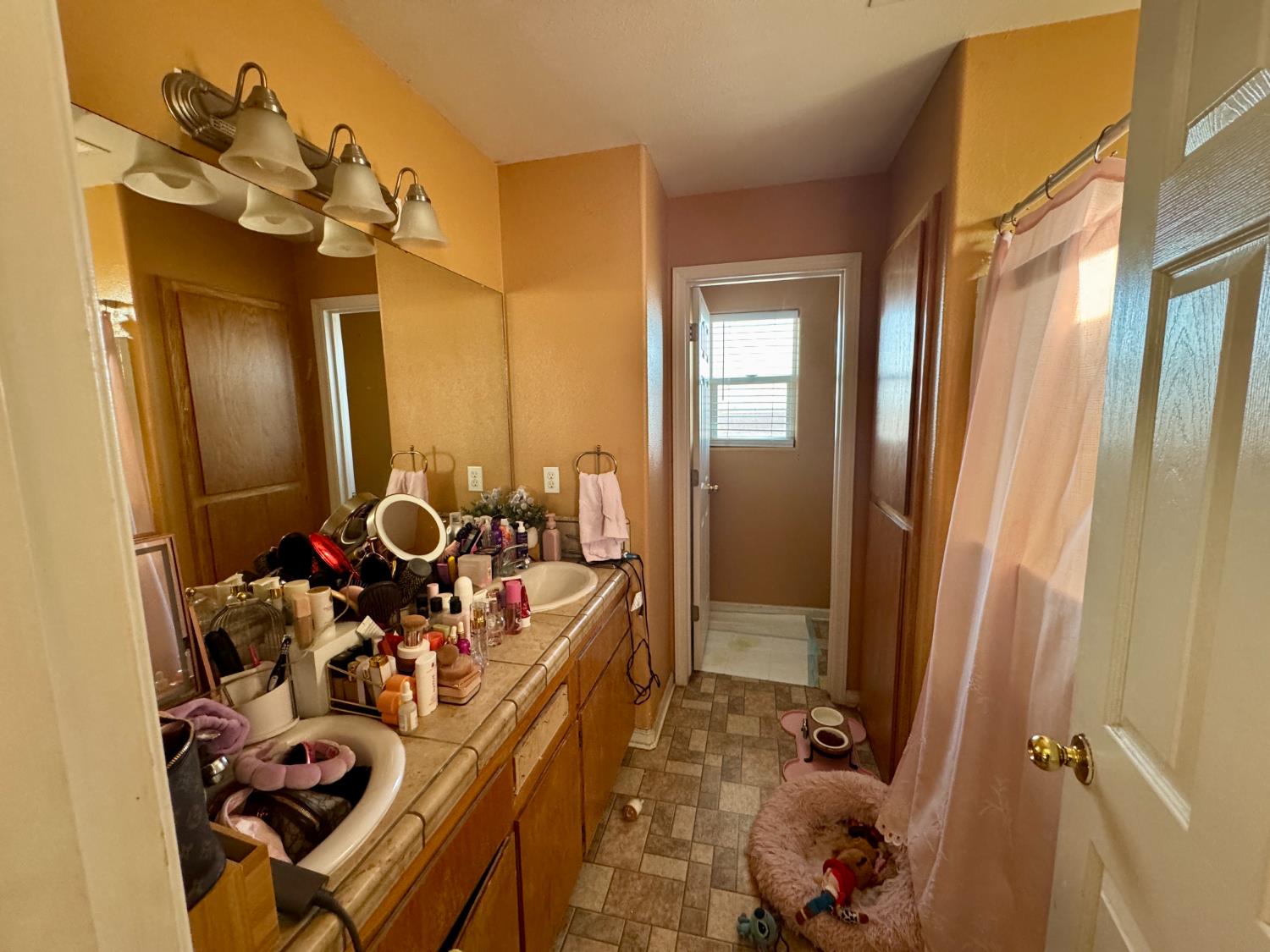 8304 2nd St, San Joaquin, CA 93660