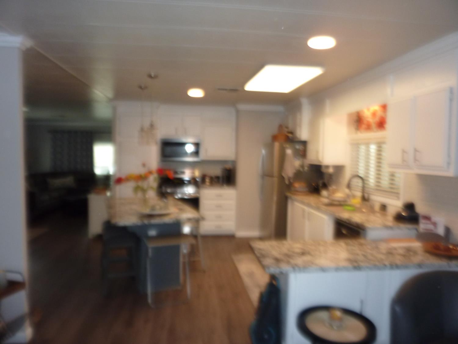 221 W Herndon Ave #6, Pinedale, CA 93650