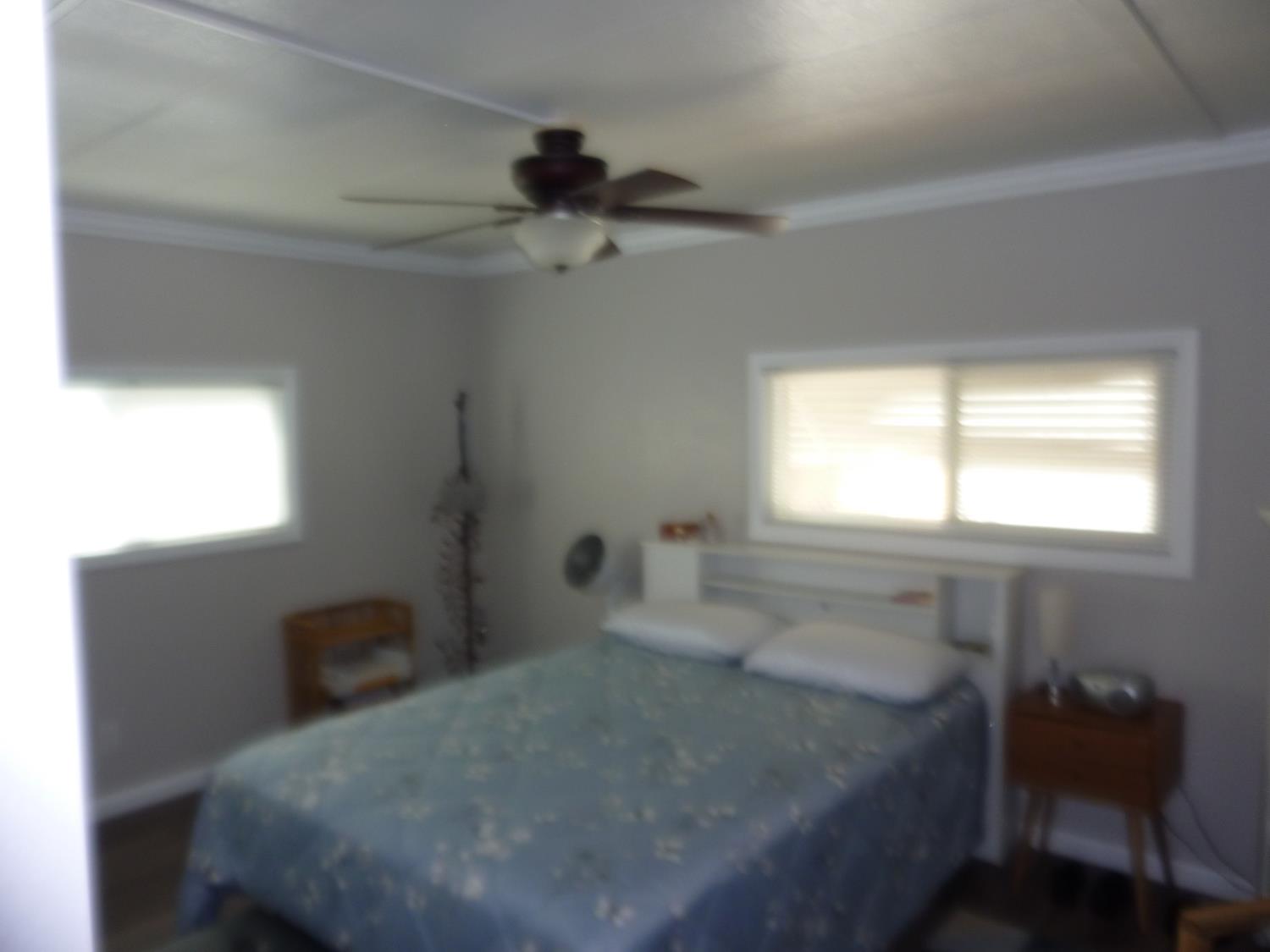 221 W Herndon Ave #6, Pinedale, CA 93650