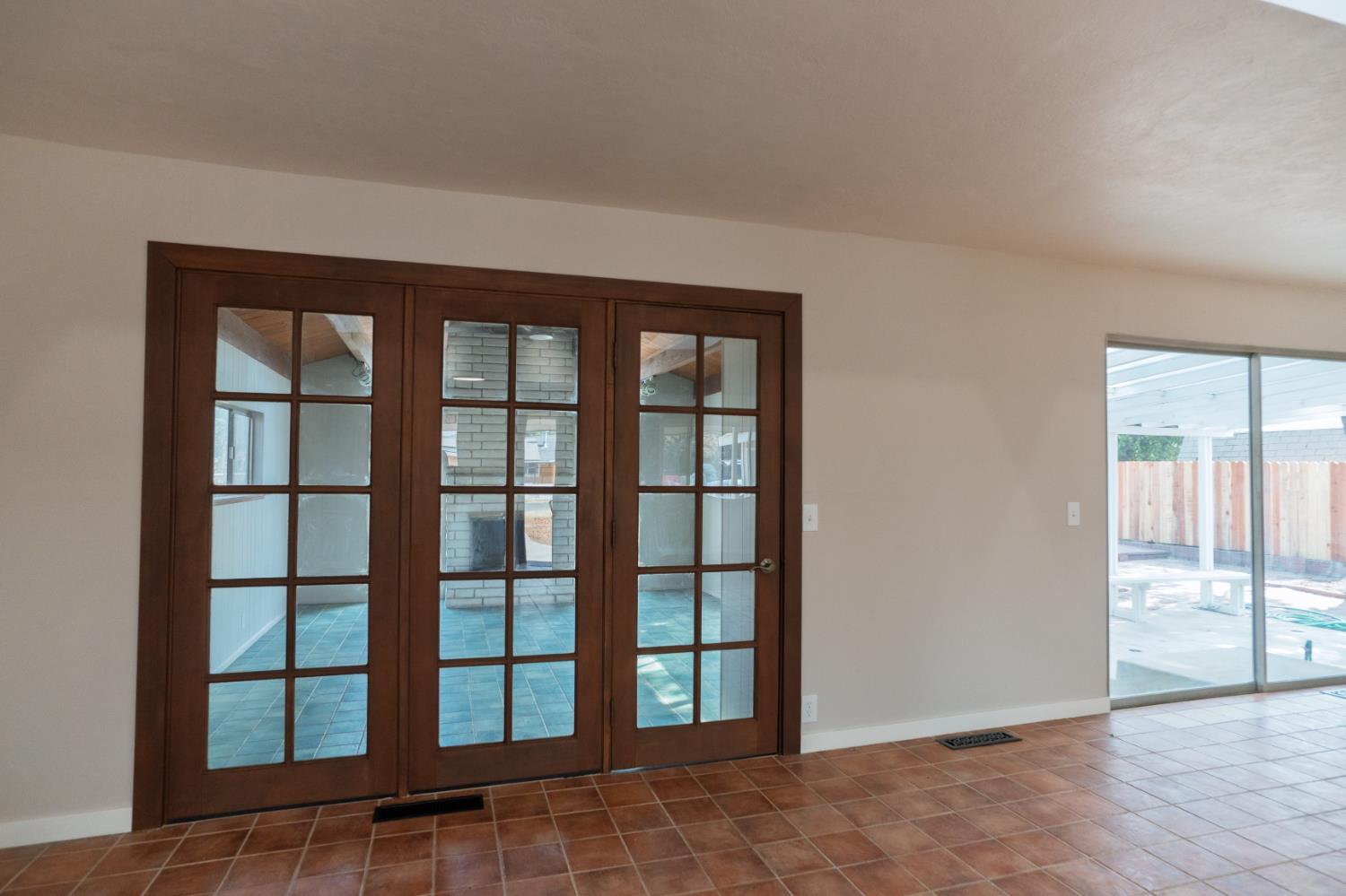 2085 Cabot Ave, Merced, CA 95348
