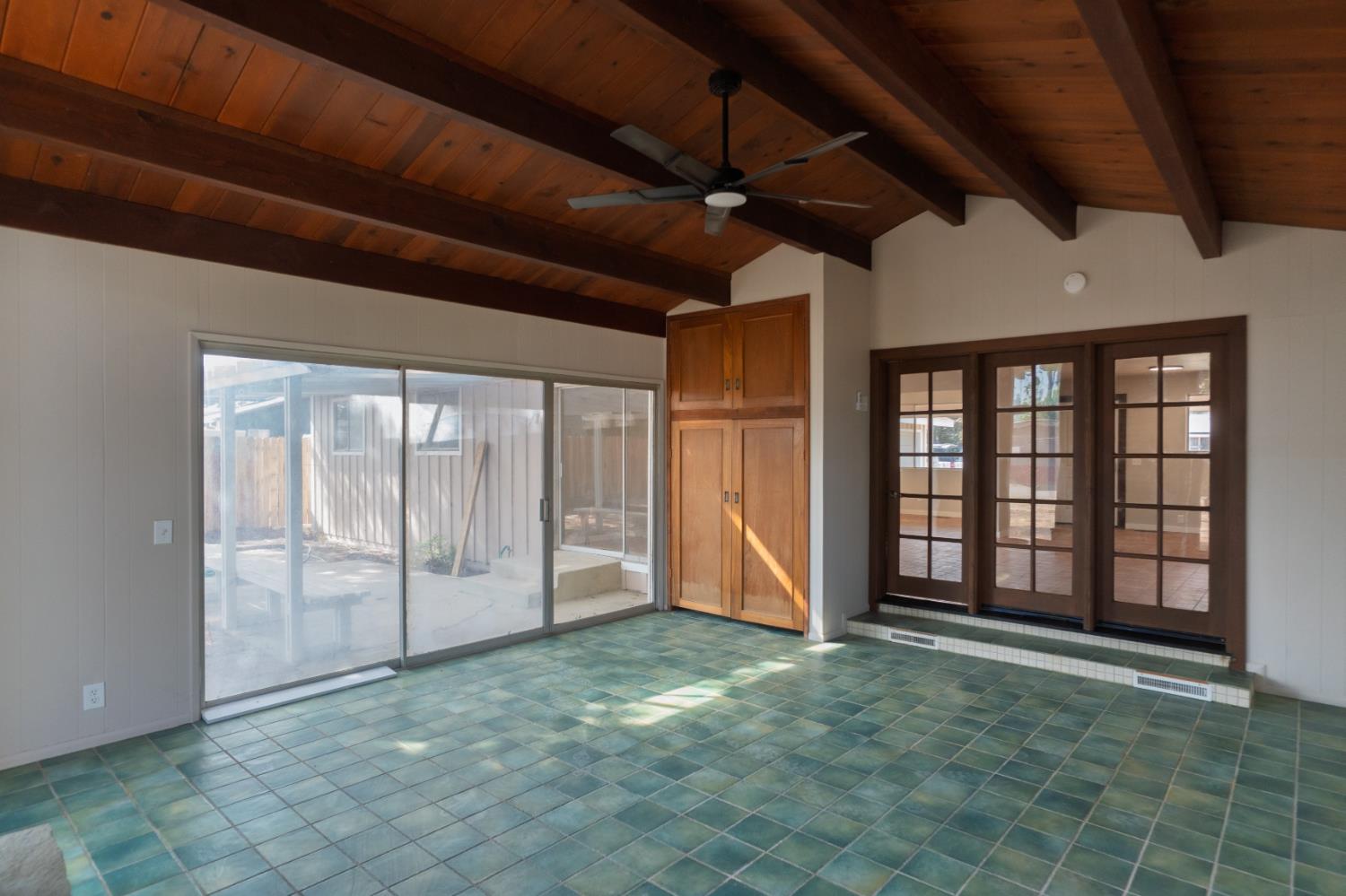 2085 Cabot Ave, Merced, CA 95348